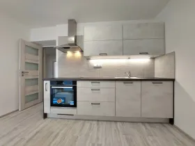 Pronájem bytu 3+1, Pardubice - Zelené Předměstí, Smilova, 92 m2