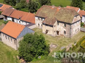 Prodej komerční nemovitosti, Uzeničky - Černívsko, 631 m2