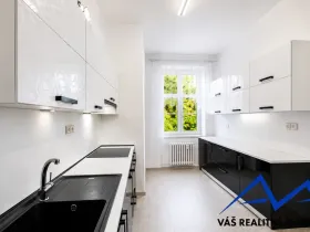 Prodej bytu 3+1, Ostrava, náměstí Msgre Šrámka, 93 m2