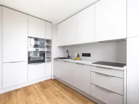 Prodej bytu 3+1, Praha - Chodov, Bachova, 74 m2
