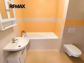 Pronájem bytu 2+kk, Rousínov, 40 m2