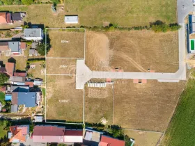 Prodej pozemku pro bydlení, Vestec, Máchova, 2304 m2