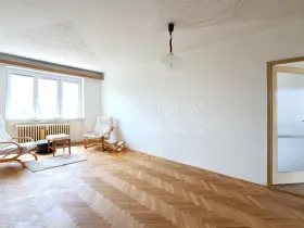 Prodej bytu 3+1, Praha - Strašnice, Černokostelecká, 63 m2