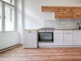 Pronájem bytu 1+1, Praha - Nové Město, Na Moráni, 35 m2