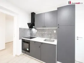 Pronájem bytu 2+1, Teplice, Třebízského, 75 m2