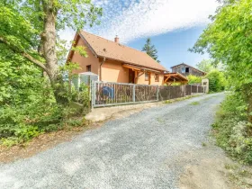 Prodej chaty, Dolní Břežany - Lhota, U Lesa, 50 m2