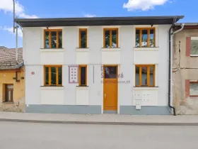 Pronájem bytu 2+kk, Jindřichův Hradec - Jindřichův Hradec III, Na Piketě, 48 m2