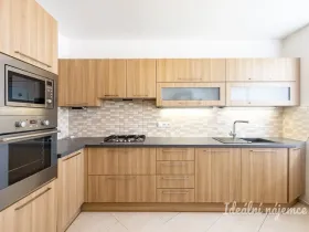 Pronájem bytu 3+1, Praha - Modřany, Levského, 75 m2