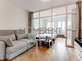 Pronájem bytu 1+1, Praha - Smíchov, Plzeňská, 45 m2