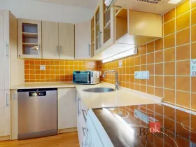 Prodej bytu 3+1, Chomutov, Zahradní, 76 m2