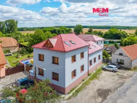 Prodej bytu 3+kk, Rožďalovice, Náměstí, 68 m2