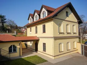 Pronájem rodinného domu, Praha - Ruzyně, Staré náměstí, 215 m2