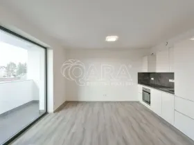 Pronájem bytu 2+kk, Praha - Uhříněves, U starého mlýna, 61 m2