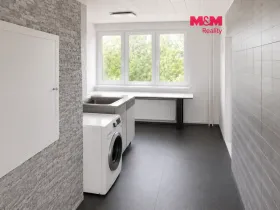 Pronájem bytu 3+1, Cheb, Stavbařů, 60 m2