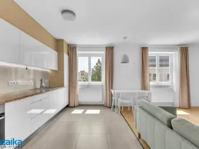Pronájem bytu 2+kk, Lanškroun - Lanškroun-Vnitřní Město, nám. J. M. Marků, 62 m2