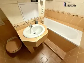 Prodej bytu 2+1, Sokolov, Závodu míru, 55 m2