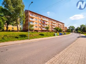 Prodej bytu 3+1, Volary, Sídl. Míru, 67 m2