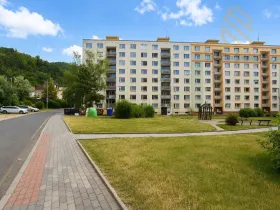 Prodej bytu 4+1, Ústí nad Labem - Mojžíř, Jindřicha Plachty, 99 m2