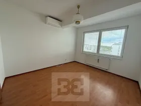 Pronájem bytu 2+kk, Hradec Králové, Svatojánská, 59 m2