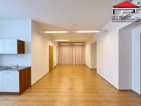 Pronájem kanceláře, Brno, Jakubské náměstí, 87 m2