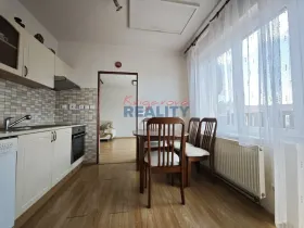 Prodej bytu 3+1, Chýnov, U Kuželníku, 76 m2