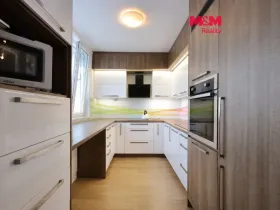 Prodej bytu 3+1, Jihlava, Březinova, 74 m2