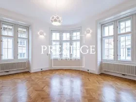 Pronájem kanceláře, Praha - Josefov, Bílkova, 142 m2