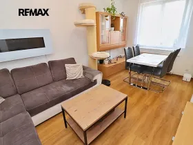 Prodej bytu 3+kk, Pardubice, Semtínská, 79 m2