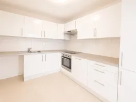 Pronájem bytu 2+kk, Praha - Holešovice, Komunardů, 86 m2
