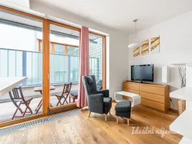 Pronájem bytu 1+kk, Praha - Vinohrady, Uruguayská, 47 m2