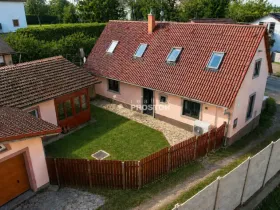 Prodej rodinného domu, Slaný - Trpoměchy, 120 m2