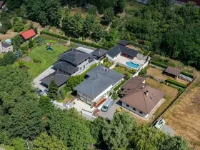 Prodej rodinného domu, Benátky, 241 m2