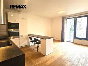 Pronájem bytu 2+kk, Praha - Libeň, Primátorská, 50 m2