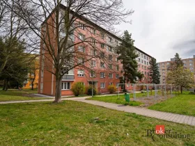Pronájem bytu 2+1, Plzeň - Skvrňany, Křimická, 52 m2