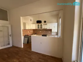 Pronájem bytu 2+kk, Mariánské Lázně, Hlavní třída, 50 m2