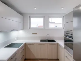 Pronájem bytu 2+1, Opava, Pekařská, 74 m2