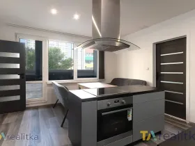 Prodej bytu 3+1, Orlová, Adamusova, 65 m2