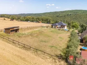 Prodej pozemku pro bydlení, Hromnice - Planá, 2039 m2