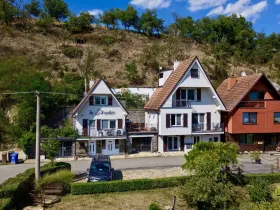 Prodej ubytování, Strachotín, Sklepní, 300 m2