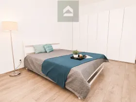 Pronájem bytu 2+kk, Plzeň, Guldenerova, 43 m2