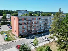 Prodej bytu 1+1, Hostinné, Sídliště, 36 m2