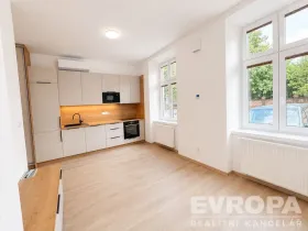 Pronájem bytu 2+kk, Břeclav, Národních hrdinů, 31 m2