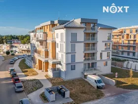 Pronájem bytu 2+kk, Pardubice, U Sportovní školy, 97 m2