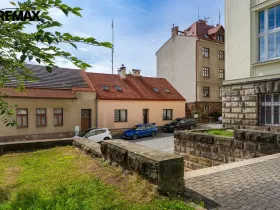Prodej rodinného domu, Lomnice nad Popelkou, Komenského, 234 m2