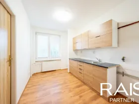 Pronájem bytu 2+1, Rosice, Komenského náměstí, 59 m2