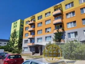 Prodej bytu 2+1, Tábor, Kpt. Jaroše, 64 m2