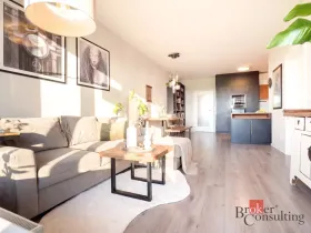 Prodej bytu 2+kk, Praha - Strašnice, Zvěřinova, 66 m2
