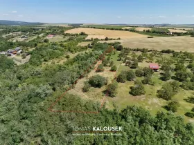 Prodej zahrady, Dolní Kounice, 2371 m2