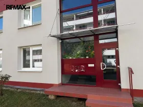 Pronájem bytu 1+kk, Zlín, Javorová, 30 m2