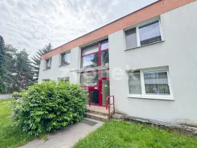 Pronájem bytu 2+1, Zlín, Větrná, 54 m2